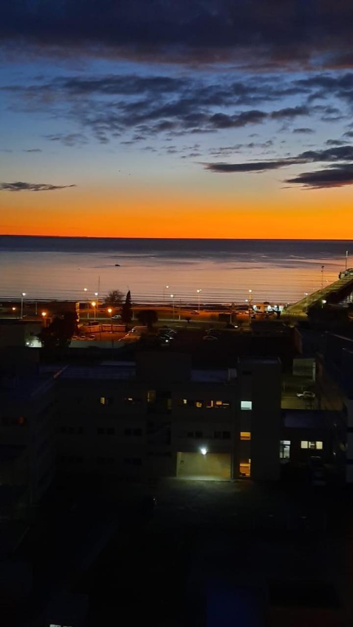 Appartement La Mas Linda Ventana Al Mar à Puerto Madryn Extérieur photo